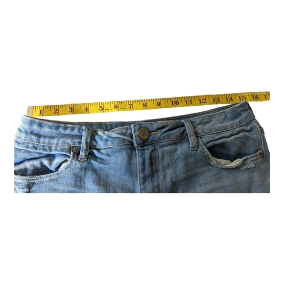 BDG Urban Outfitters Super High Rise Spade Pin Up Jean Shorts, 30 waist - Picture 6 of 9